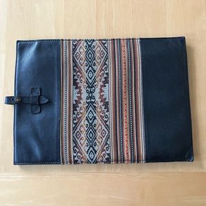 Inkkas leather laptop sleeve